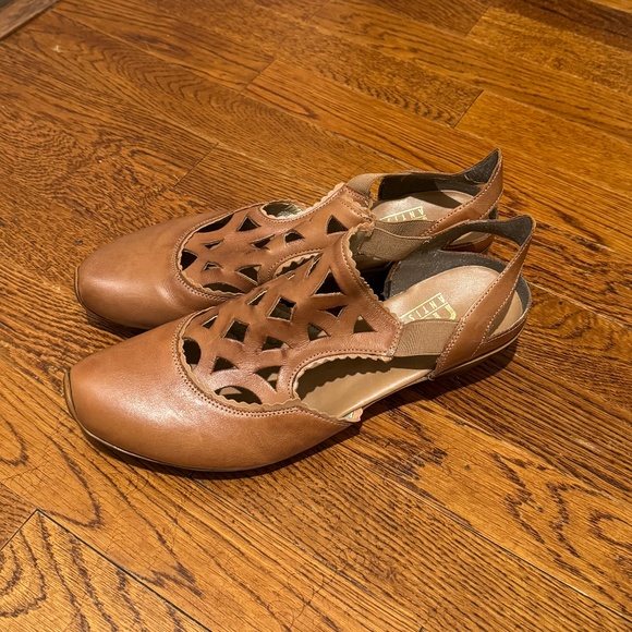 Rieker Shoes - Women's Rieker Slip-On Shoe Tan Leather Size 41